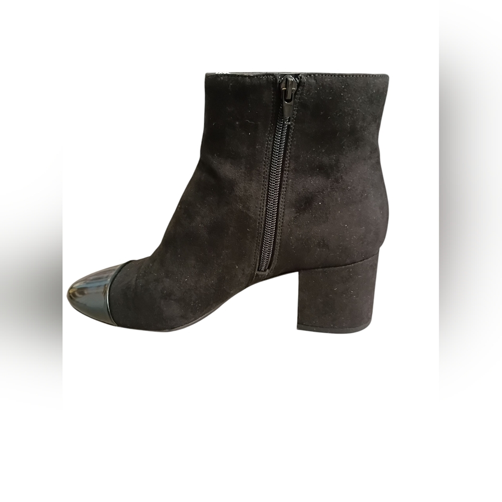 INC International Concepts Black Ankle Boots with Glossy Toe Size 10